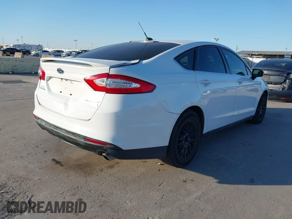2016 Ford Fusion S with VIN 3FA6P0G7XGR302551, listed as a IAAI auction lot 41847453 with 99,058 mi miles. Bid and sale history available at carsss.com. Image 4.