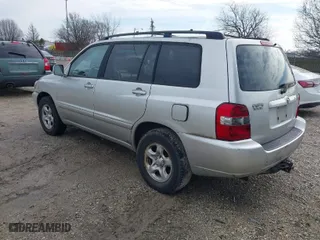 2007 Toyota Highlander with VIN JTEGD21A870161949, listed as a IAAI auction lot 41487972 with 219,084 mi miles. Bid and sale history available at carsss.com. Image 3.
