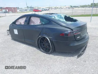 2021 Tesla Model S Plaid с VIN 5YJSA1E63MF451438, выставлен на аукционе IAAI как лот 41399777 с пробегом Не указан миль и . История ставок и продаж доступна на DreamBid. Изображение 3.