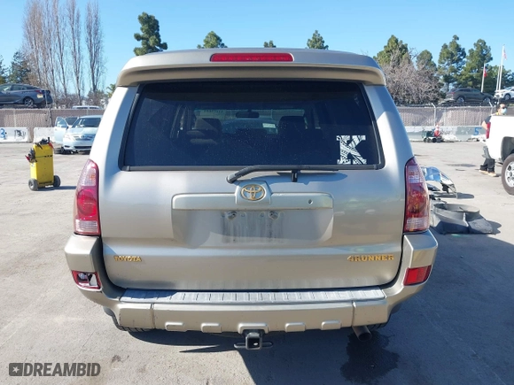 2005 Toyota 4Runner SR5 with VIN JTEZU14RX50057755, listed as a IAAI auction lot 41679681 with 308,114 mi miles. Bid and sale history available at carsss.com. Image 16.