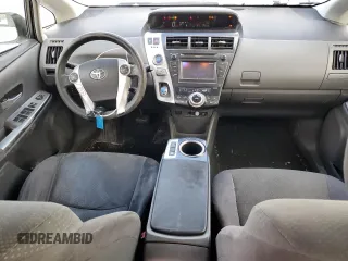2014 Toyota Prius Two with VIN JTDZN3EU3E3300658, listed as a Copart auction lot 42302035 with 656,066 mi miles and Clean Title. Bid and sale history available at DreamBid. Image 8.