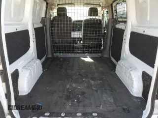 2018 Nissan NV200 SV z VIN 3N6CM0KNXJK700111, wystawiony jako Copart lot #53747595 z przebiegiem Nie podano mil oraz Szkoda całkowita • Salvage title. Historia ofert i sprzedaży dostępna na DreamBid. Obrazek 10.