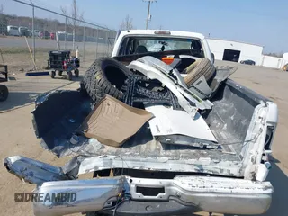 2007 Ford F-250 XL with VIN 1FTSW20P77EA16936, listed as a IAAI auction lot 41802562 with 335,891 mi miles and . Bid and sale history available at DreamBid. Image 16.