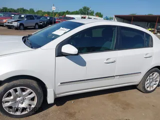 2011 Nissan Sentra S with VIN 3N1AB6AP9BL645316, listed as a IAAI auction lot 42490823 with 168,805 mi miles and . Bid and sale history available at DreamBid. Image 14.