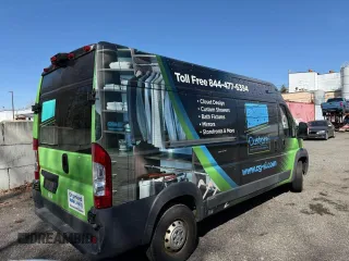 2014 Ram ProMaster Cargo with VIN 3C6URVHG4EE122713, listed as a Copart auction lot 53986395 with 304,967 mi miles and Clean Title. Bid and sale history available at carsss.com. Image 4.