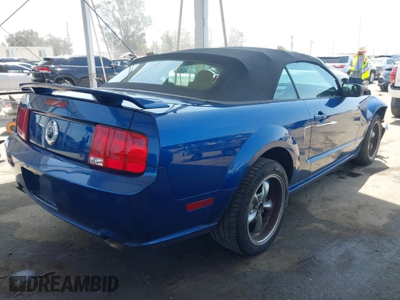 2007 Ford Mustang GT Deluxe with VIN 1ZVFT85H875257335, listed as a IAAI auction lot 42489672 with 50,334 mi miles and . Bid and sale history available at DreamBid. Image 4.
