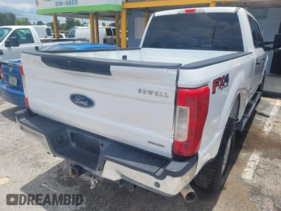 2019 Ford F-250 XL z VIN 1FT7W2B6XKED67455, wystawiony jako Copart lot #63690135 z przebiegiem 10 mil mil oraz Czysty tytuł • Clean title. Historia ofert i sprzedaży dostępna na DreamBid. Obrazek 4.