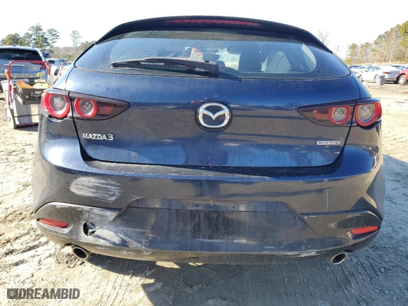2021 Mazda Mazda3 Hatchback Select with VIN JM1BPAKLXM1321318, listed as a Copart auction lot 88424895 with 0 mi miles and Salvage Title. Bid and sale history available at carsss.com. Image 6.