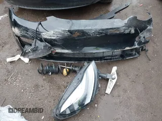 2023 Tesla Model 3 z VIN 5YJ3E1EA1PF512562, wystawiony jako IAAI lot #41719618 z przebiegiem 43 612 mil mil oraz . Historia ofert i sprzedaży dostępna na DreamBid. Obrazek 12.