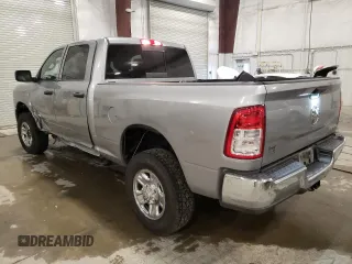 2022 Ram 2500 Tradesman with VIN 3C6UR5CJ5NG271848, listed as a Copart auction lot 82002354 with 23,511 mi miles and Salvage Title. Bid and sale history available at carsss.com. Image 2.