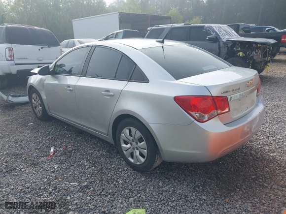 2014 Chevrolet Cruze LS with VIN 1G1PA5SH8E7464530, listed as a IAAI auction lot 41846557 with 122,490 mi miles. Bid and sale history available at carsss.com. Image 3.