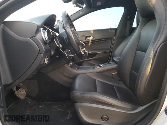 2015 Mercedes-Benz CLA 250 with VIN WDDSJ4EB1FN257788, listed as a Copart auction lot 55452535 with 145,533 mi miles and Salvage Title. Bid and sale history available at DreamBid. Image 7.