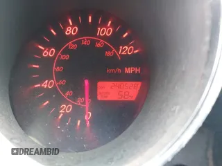 2003 Toyota Matrix Std z VIN 2T1KR32E03C109884, wystawiony jako IAAI lot #41947960 z przebiegiem 240 528 mil mil oraz . Historia ofert i sprzedaży dostępna na DreamBid. Obrazek 7.