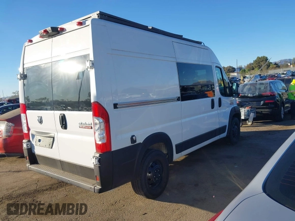 2021 Ram ProMaster Cargo with VIN 3C6LRVBG8ME539769, listed as a IAAI auction lot 40813813 with 39,935 mi miles. Bid and sale history available at carsss.com. Image 4.