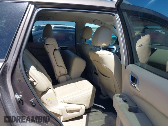 2015 Nissan Pathfinder SV with VIN 5N1AR2MN9FC673089, listed as a IAAI auction lot 42252431 with Not provided miles and . Bid and sale history available at DreamBid. Image 8.