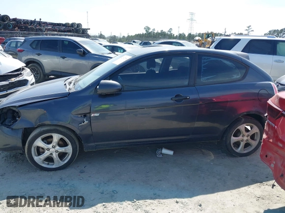 2007 Hyundai Accent SE z VIN KMHCN36C27U050012, wystawiony jako IAAI lot #42112316 z przebiegiem 172 070 mil mil oraz . Historia ofert i sprzedaży dostępna na DreamBid. Obrazek 14.