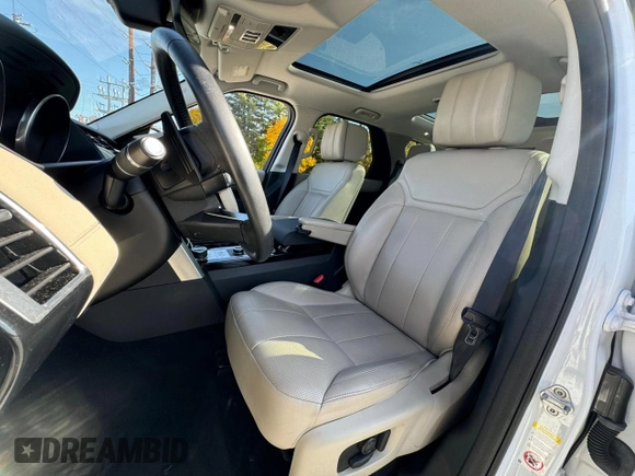 2017 Land Rover Discovery HSE with VIN SALRRBBV0HA042328, listed as a Copart auction lot 77844614 with 72,102 mi miles and Clean Title. Bid and sale history available at carsss.com. Image 5.