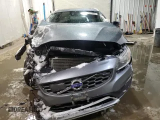 2017 Volvo V60 z VIN YV440MWK5H1025139, wystawiony jako Copart lot #42007303 z przebiegiem 137 448 mil mil oraz . Historia ofert i sprzedaży dostępna na DreamBid. Obrazek 5.
