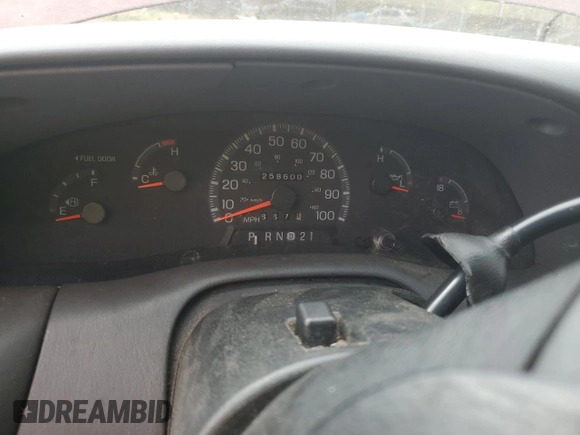 1998 Ford F-150 with VIN 1FTZX1727WNB55284, listed as a Copart auction lot 51781465 with 258,600 mi miles and Salvage title. Bid and sale history available at DreamBid. Image 9.