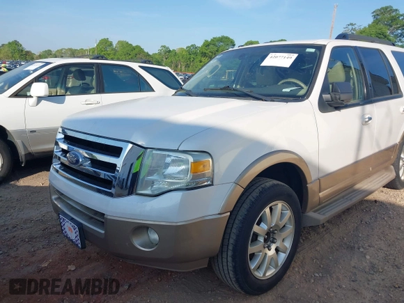 2011 Ford Expedition XLT z VIN 1FMJU1H54BEF17933, wystawiony jako IAAI lot #42077149 z przebiegiem 238 905 mil mil oraz . Historia ofert i sprzedaży dostępna na DreamBid. Obrazek 20.