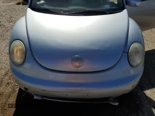 2004 Volkswagen Beetle with VIN 3VWCD31C94M412347, listed as a Copart auction lot 79516144 with 102,542 mi miles and Salvage Title. Bid and sale history available at DreamBid. Image 11.