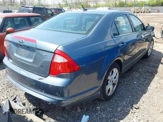 2012 Ford Fusion SE with VIN 3FAHP0HA1CR315945, listed as a IAAI auction lot 42076103 with 187,790 mi miles. Bid and sale history available at carsss.com. Image 4.