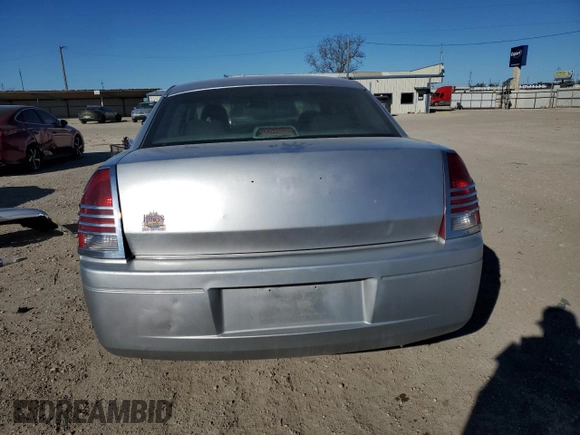 2006 Chrysler 300 with VIN 2C3KA43R56H376290, listed as a Copart auction lot 41593915 with 133,789 mi miles and Salvage Title. Bid and sale history available at carsss.com. Image 6.