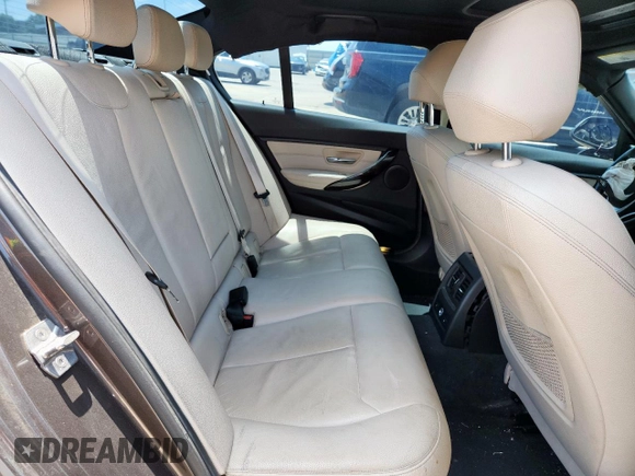2015 BMW 3 Series 328i with VIN WBA3A5C55FF610865, listed as a Copart auction lot 59675825 with 186,429 mi miles and Salvage title. Bid and sale history available at DreamBid. Image 10.