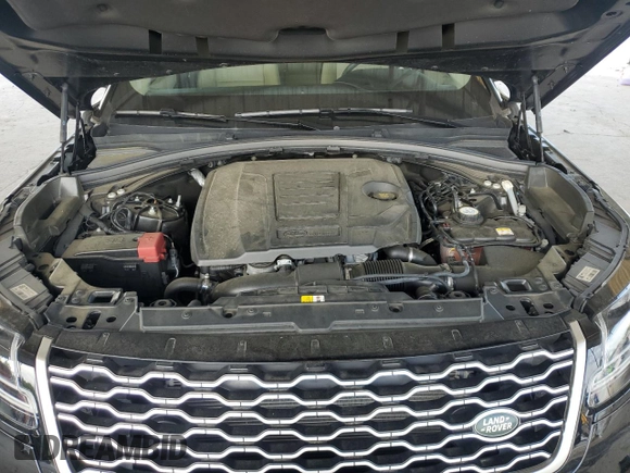 2019 Land Rover Range Rover Velar S with VIN SALYB2EX7KA781801, listed as a Copart auction lot 57100595 with 31,855 mi miles and Salvage title. Bid and sale history available at DreamBid. Image 12.