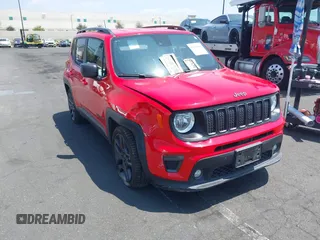 2021 Jeep Renegade Latitude z VIN ZACNJCBB4MPM32798, wystawiony jako IAAI lot #42180438 z przebiegiem 31 859 mil mil oraz . Historia ofert i sprzedaży dostępna na DreamBid. Obrazek 1.