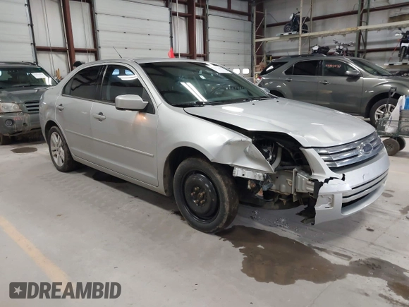 2009 Ford Fusion SEL with VIN 3FAHP08109R131914, listed as a IAAI auction lot 42005497 with 231,873 mi miles and . Bid and sale history available at carsss.com. Image 1.
