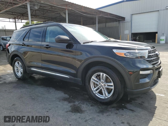 2024 Ford Explorer XLT with VIN 1FMSK7DH0RGA04223, listed as a Copart auction lot 54357745 with 24,914 mi miles and Clean Title. Bid and sale history available at DreamBid. Image 4.