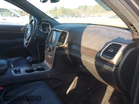 2015 Jeep Grand Cherokee Limited with VIN 1C4RJFBG8FC638117, listed as a IAAI auction lot 42092893 with 198,990 mi miles. Bid and sale history available at carsss.com. Image 5.