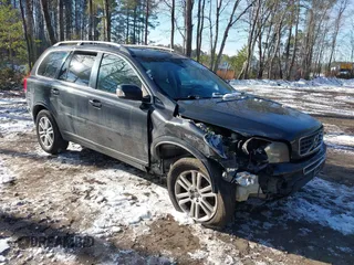 2010 Volvo XC90 I6 with VIN YV4982CZ5A1550406, listed as a IAAI auction lot 41390023 with 205,774 mi miles. Bid and sale history available at carsss.com. Image 1.