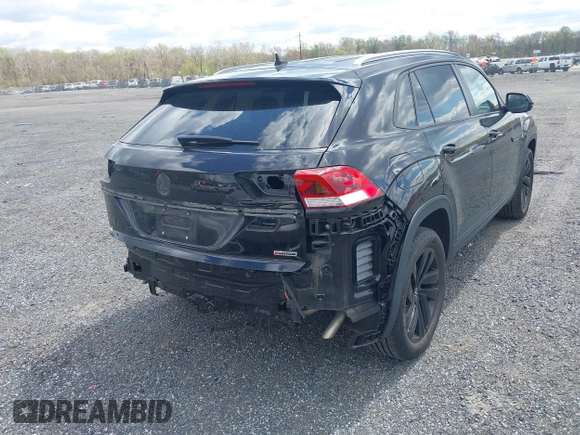 2021 Volkswagen Atlas S with VIN 1V2GC2CA3MC201495, listed as a IAAI auction lot 42044554 with 33,097 mi miles and . Bid and sale history available at DreamBid. Image 16.
