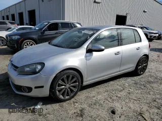 2014 Volkswagen Golf TDI w/Sunroof & Nav z VIN WVWDM7AJ6EW002233, wystawiony jako Copart lot #43120925 z przebiegiem 120 140 mil mil oraz Czysty tytuł • Clean title. Historia ofert i sprzedaży dostępna na DreamBid. Obrazek 1.