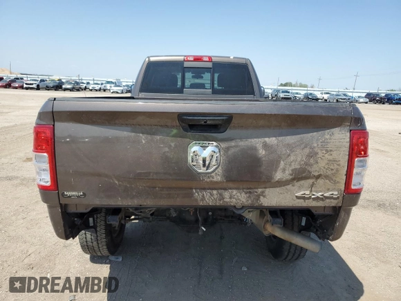 2019 Ram 2500 Tradesman with VIN 3C6UR5HJ7KG553283, listed as a Copart auction lot 53468205 with 81,913 mi miles and Salvage title. Bid and sale history available at DreamBid. Image 6.