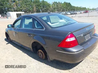 2007 Ford Five Hundred SEL z VIN 1FAHP27197G132805, wystawiony jako IAAI lot #42140296 z przebiegiem 178 724 mil mil oraz . Historia ofert i sprzedaży dostępna na DreamBid. Obrazek 3.