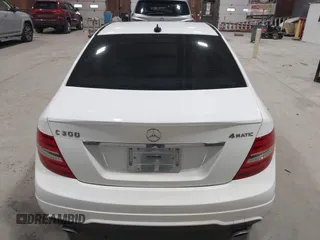 2013 Mercedes-Benz C-Class C 300 Sport with VIN WDDGF8AB7DA833263, listed as a IAAI auction lot 41904490 with 133,746 mi miles. Bid and sale history available at carsss.com. Image 16.