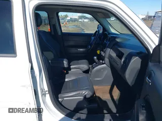 2014 Jeep Patriot Limited z VIN 1C4NJPCB6ED843953, wystawiony jako IAAI lot #41515657 z przebiegiem 103 242 mil mil oraz . Historia ofert i sprzedaży dostępna na DreamBid. Obrazek 5.