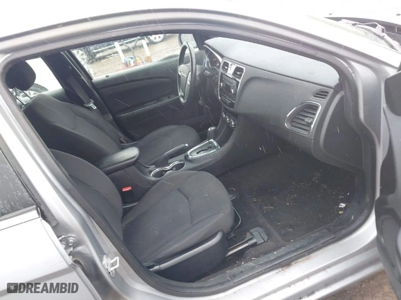 2014 Chrysler 200 Touring with VIN 1C3CCBBG8EN118242, listed as a IAAI auction lot 42007799 with 75,980 mi miles. Bid and sale history available at carsss.com. Image 5.