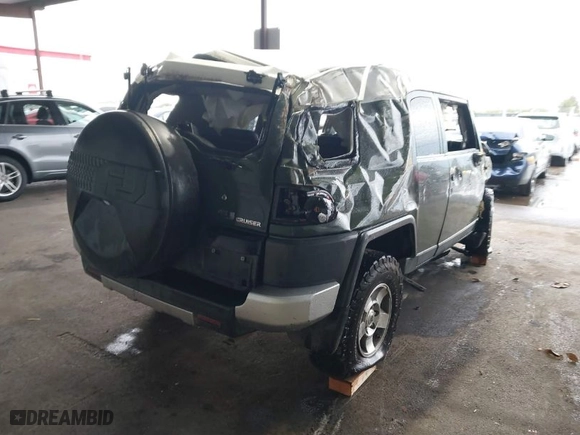 2010 Toyota FJ Cruiser with VIN JTEBU4BF7AK094594, listed as a IAAI auction lot 41425514 with 253,814 mi miles. Bid and sale history available at carsss.com. Image 4.