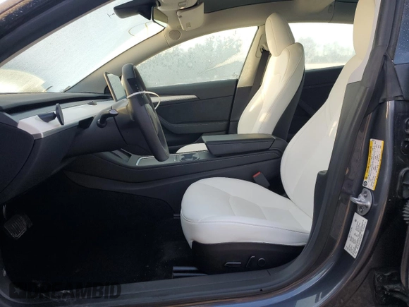 2023 Tesla Model 3 z VIN 5YJ3E1EA0PF620784, wystawiony jako Copart lot #49323115 z przebiegiem 69 263 mil mil oraz Szkoda całkowita • Salvage title. Historia ofert i sprzedaży dostępna na DreamBid. Obrazek 7.