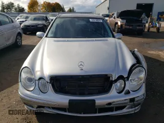 2005 Mercedes-Benz E 500 z VIN WDBUF83J45X182589, wystawiony jako Copart lot #78574024 z przebiegiem 74 054 mil mil oraz Szkoda całkowita • Salvage title. Historia ofert i sprzedaży dostępna na DreamBid. Obrazek 5.