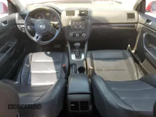 2010 Volkswagen Jetta SE z VIN 3VWRX7AJ8AM008426, wystawiony jako Copart lot #58332245 z przebiegiem 164 598 mil mil oraz Szkoda całkowita • Salvage title. Historia ofert i sprzedaży dostępna na DreamBid. Obrazek 8.