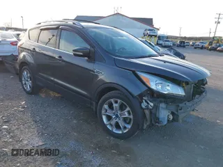 2016 Ford Escape Titanium with VIN 1FMCU9JX3GUB03171, listed as a IAAI auction lot 41875842 with 191,939 mi miles. Bid and sale history available at carsss.com. Image 1.