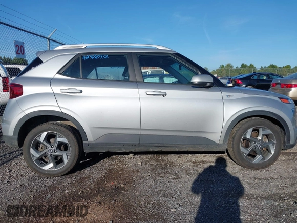2022 Hyundai Venue SEL with VIN KMHRC8A35NU133080, listed as a IAAI auction lot 40300938 with 95,510 mi miles and . Bid and sale history available at DreamBid. Image 13.