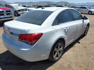 2014 Chevrolet Cruze 2LT z VIN 1G1PE5SB1E7231489, wystawiony jako IAAI lot #42299822 z przebiegiem 110 342 mil mil oraz . Historia ofert i sprzedaży dostępna na DreamBid. Obrazek 4.
