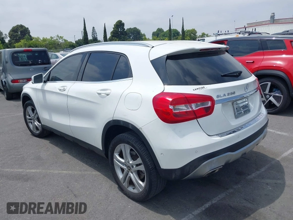 2018 Mercedes-Benz GLA 250 z VIN WDCTG4EBXJJ479396, wystawiony jako IAAI lot #42432247 z przebiegiem 83 856 mil mil oraz . Historia ofert i sprzedaży dostępna na DreamBid. Obrazek 3.