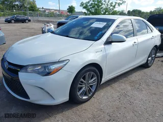2015 Toyota Camry Hybrid LE with VIN 4T1BD1FK7FU142175, listed as a IAAI auction lot 41958486 with 120,013 mi miles. Bid and sale history available at carsss.com. Image 2.